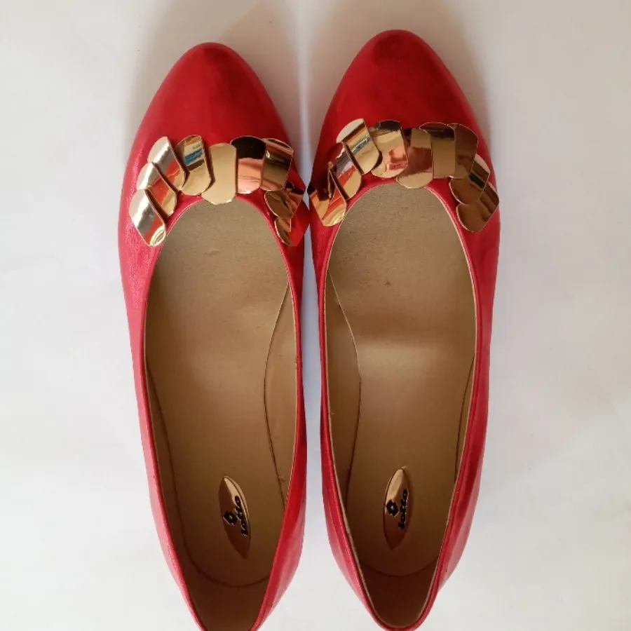 کفش راحتی یلدایی قرمز