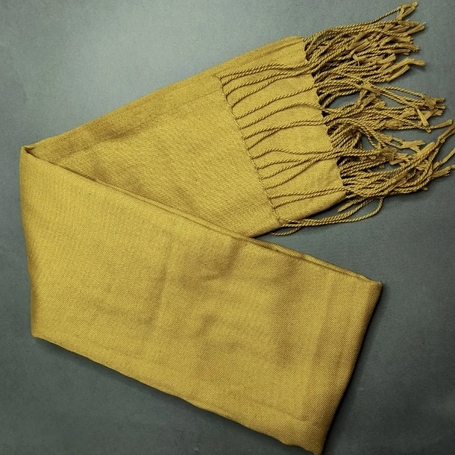 دو تا شال نخی