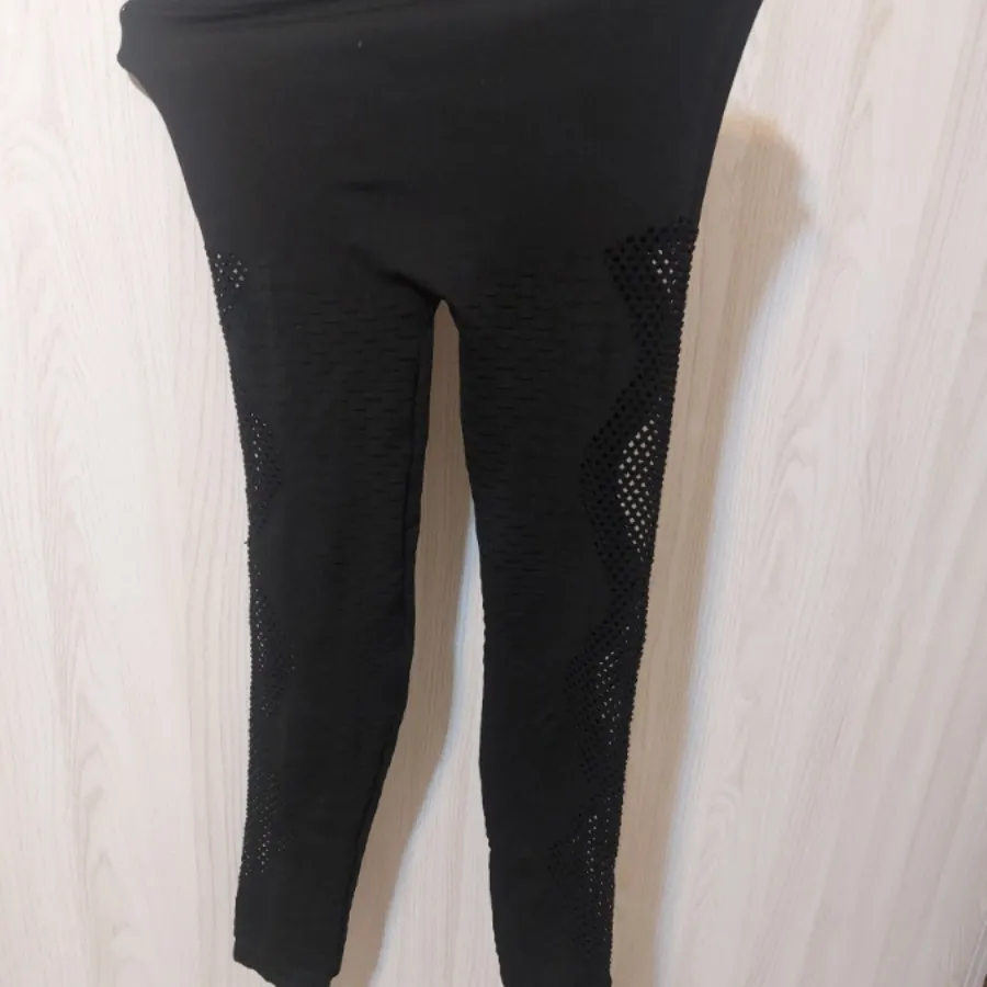 لگ مشکی و قرمز