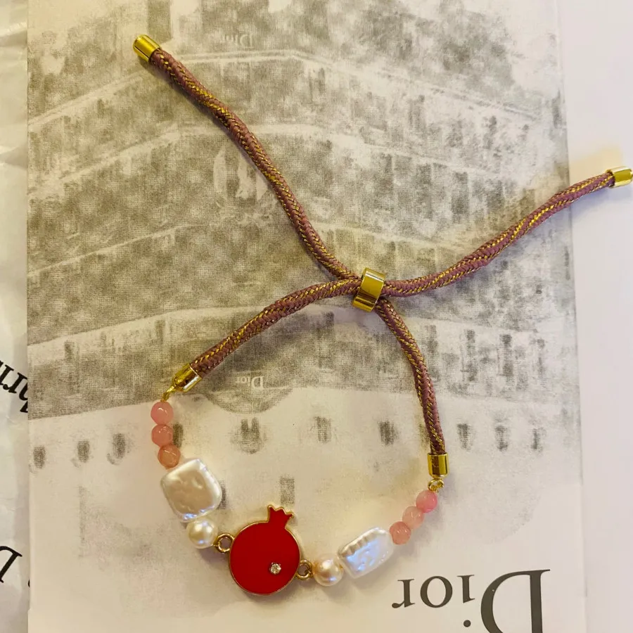 دستبند های یلدایی