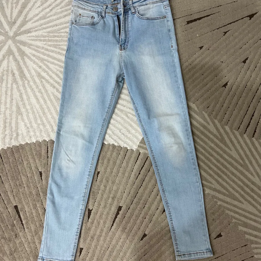 شلوار جین اسکینی