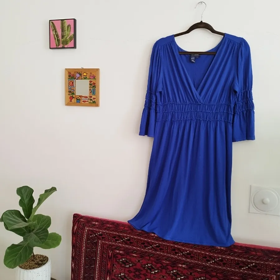 پیراهن آبی سورمه ای