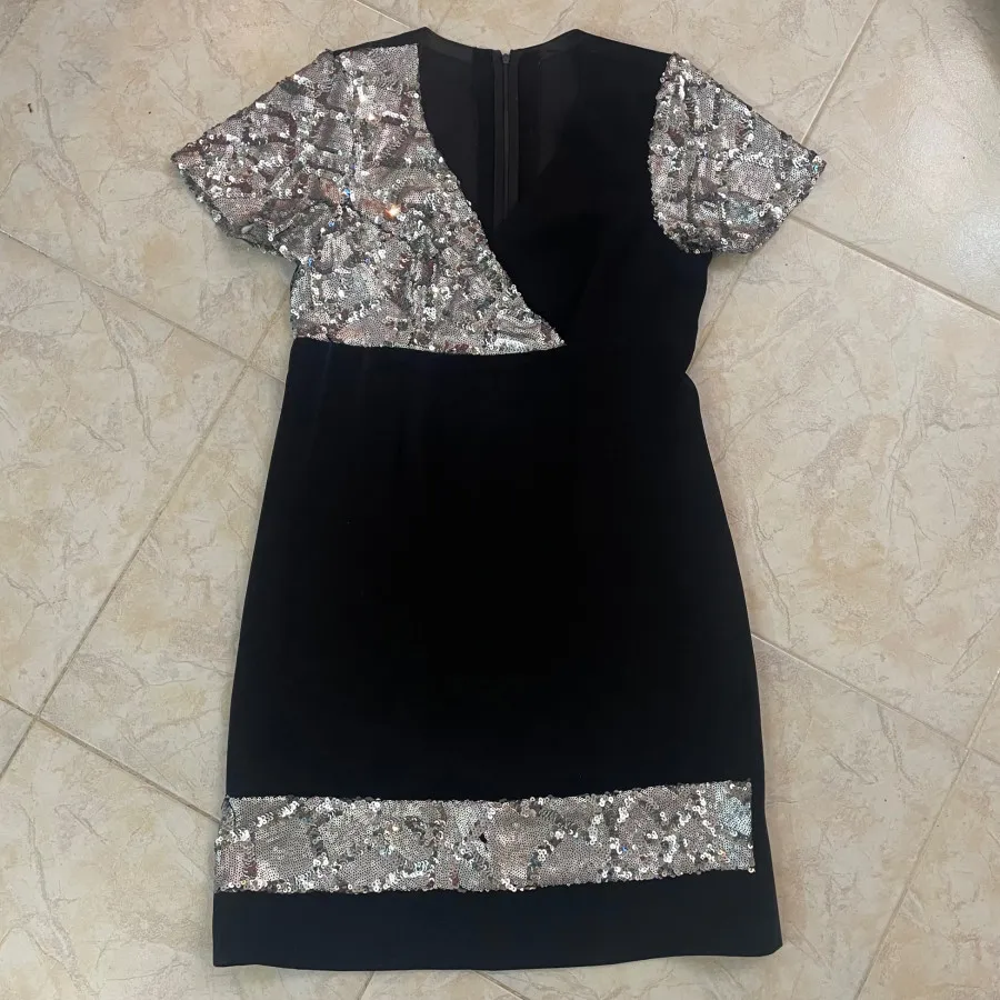 پیراهن دست دوز پولک دار