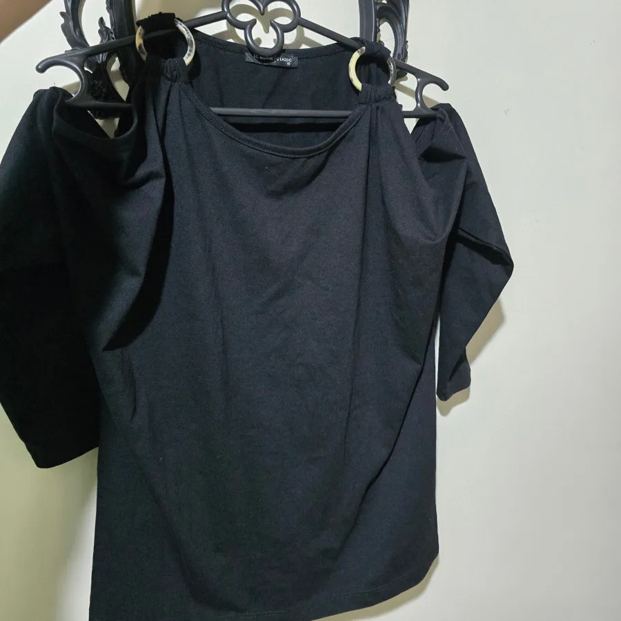 بلوز مشکی lc waikiki