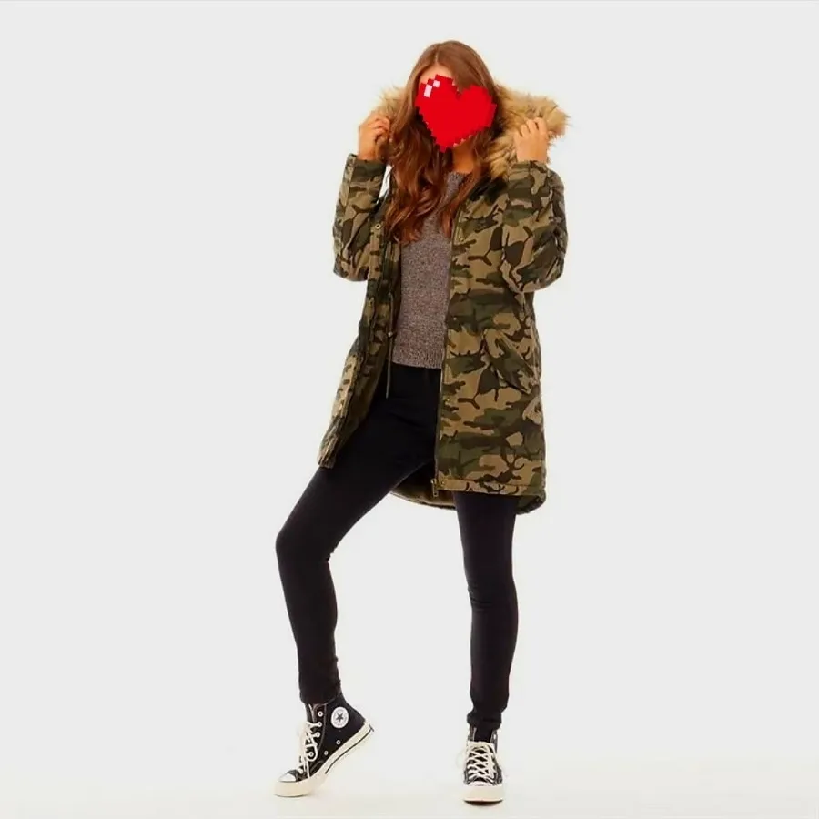 # کاپشن چریکی برند