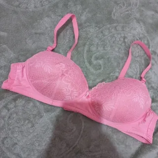 سوتین اسفنجی