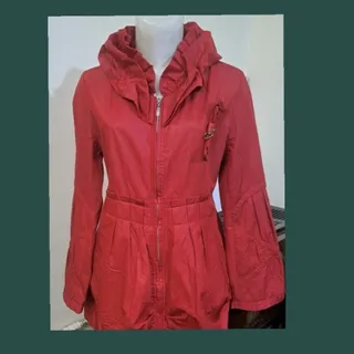 پالتو قرمز مجلسی