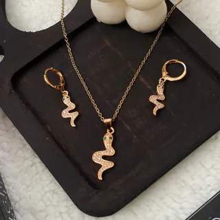 نیم ست مار طلایی