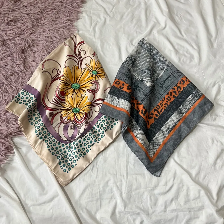 مینی اسکارف