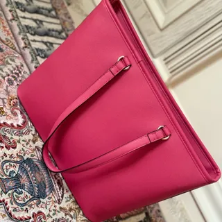 کیف صورتی گِس