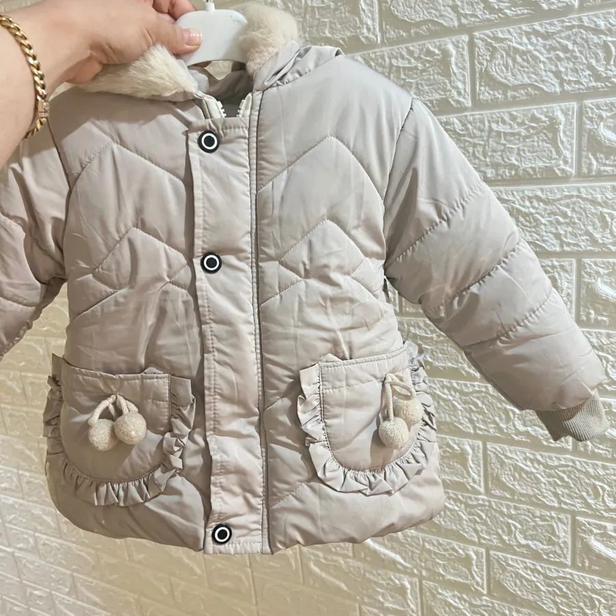 کاپشن دخترانه خارجی کرم