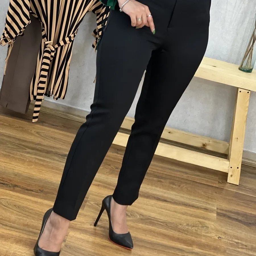 شلوار زنانه