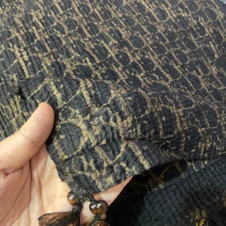 شال مشکی خارجی