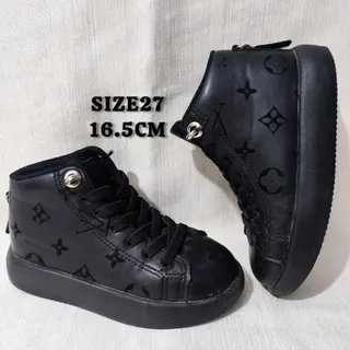 بوت  بچگانه