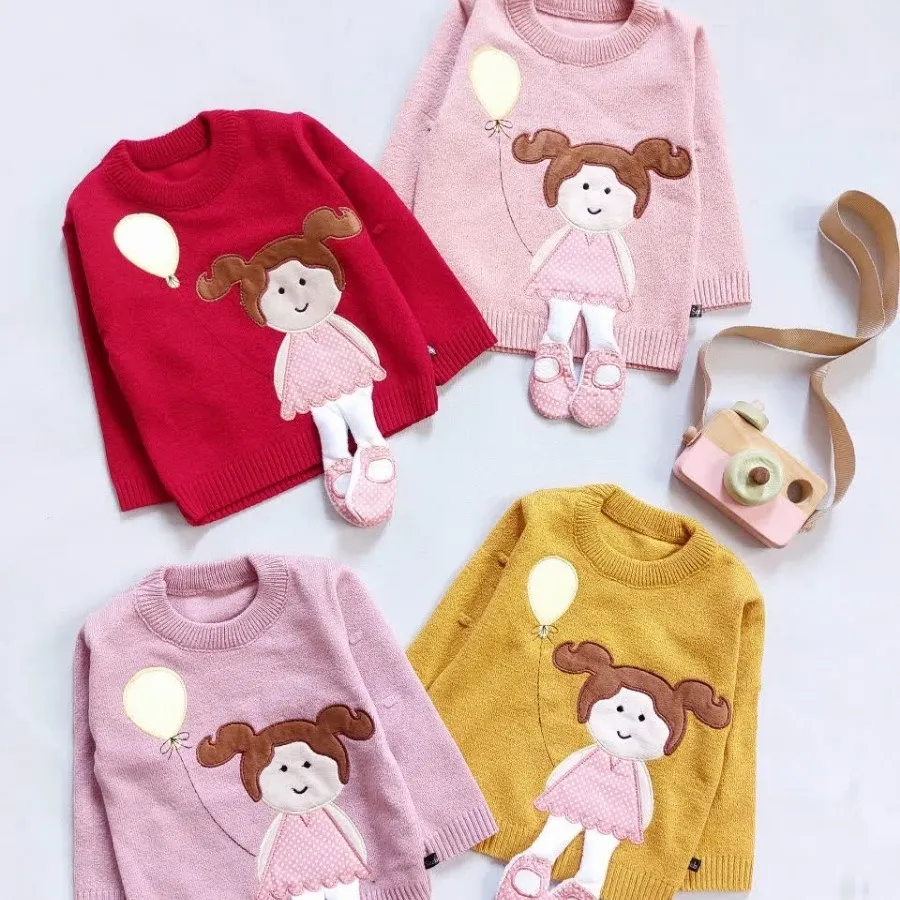 بلوز گپ دختر و بادکنک ?