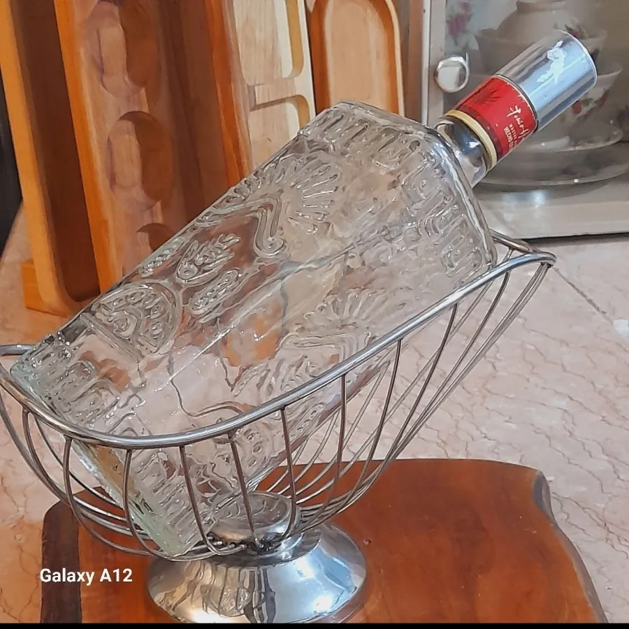 استند بطری مارکدار