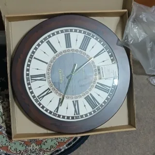 ساعت دیواری شوبرت نو