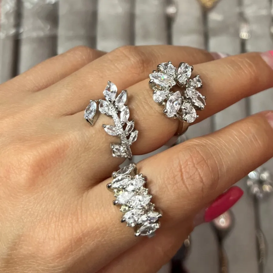 انگشترای نگین دار مجلسی