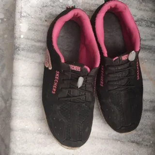 کفش اسپرت اسکیچرز