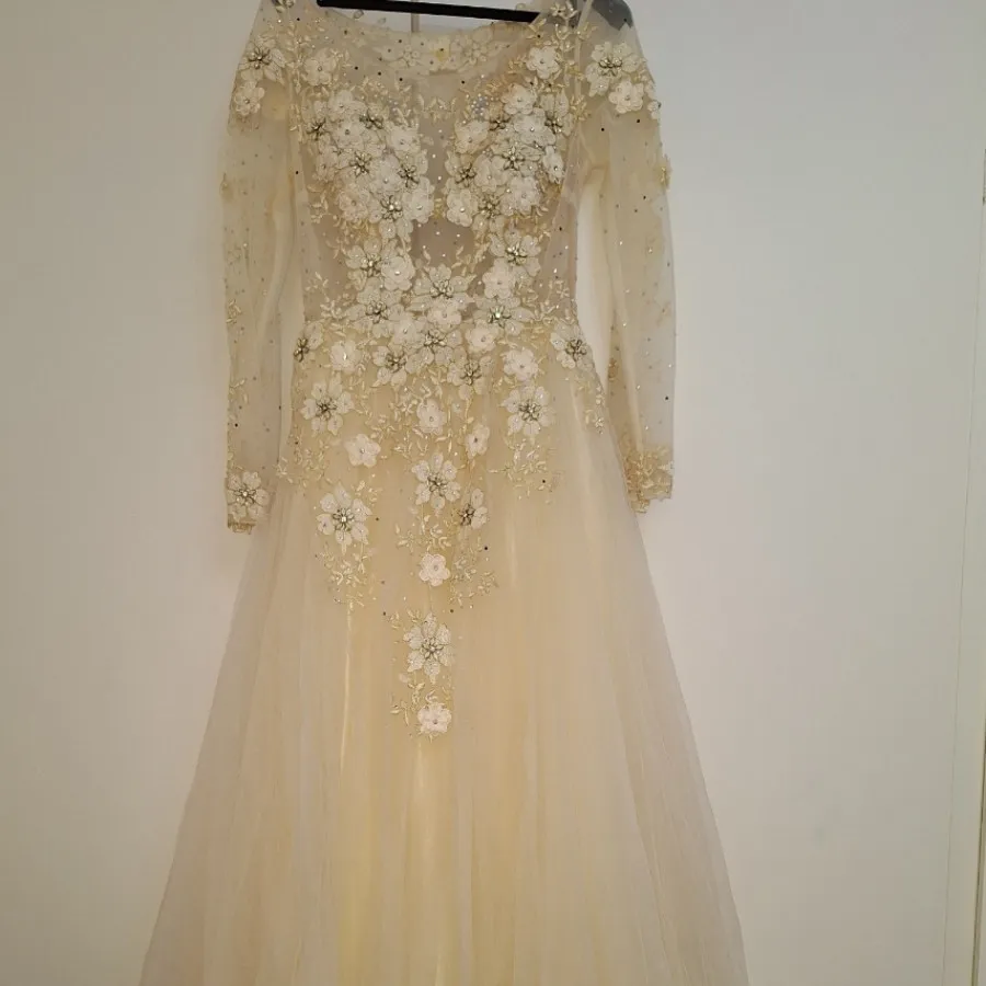 لباس نامزدی