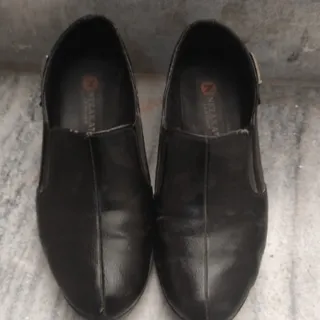 کفش های راحتی و کالج