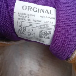 کتانی آدیداس سایز39