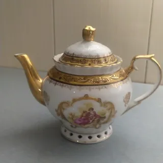 قوری لرد شید