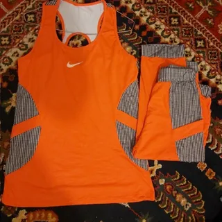 تاپ و شلوارک