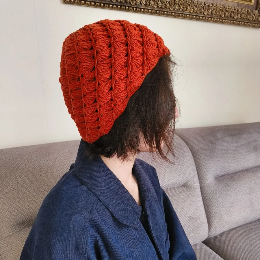 کلاه آجری دست بافت