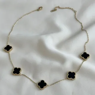 گردنبند ونکلیف