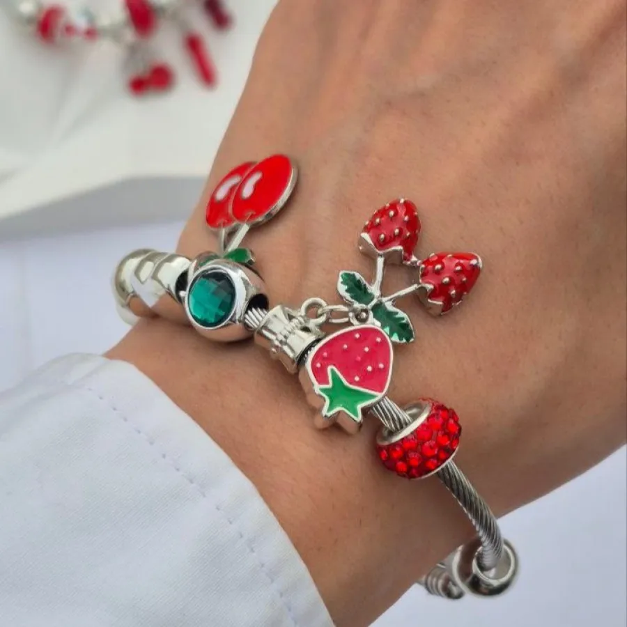 دستبند پاندورا