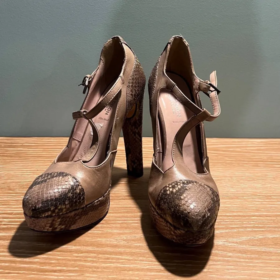 کفش مجلسی زنانه