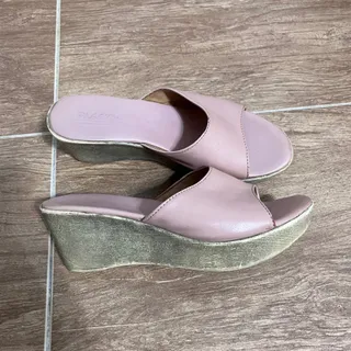 صندل لژدار صورتی