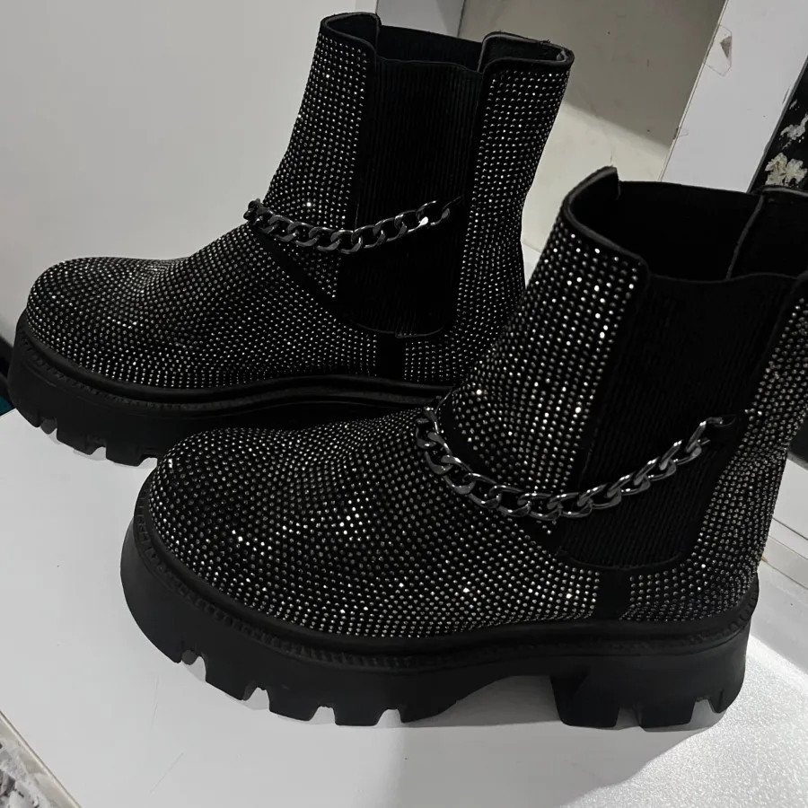 بوت فول نگین