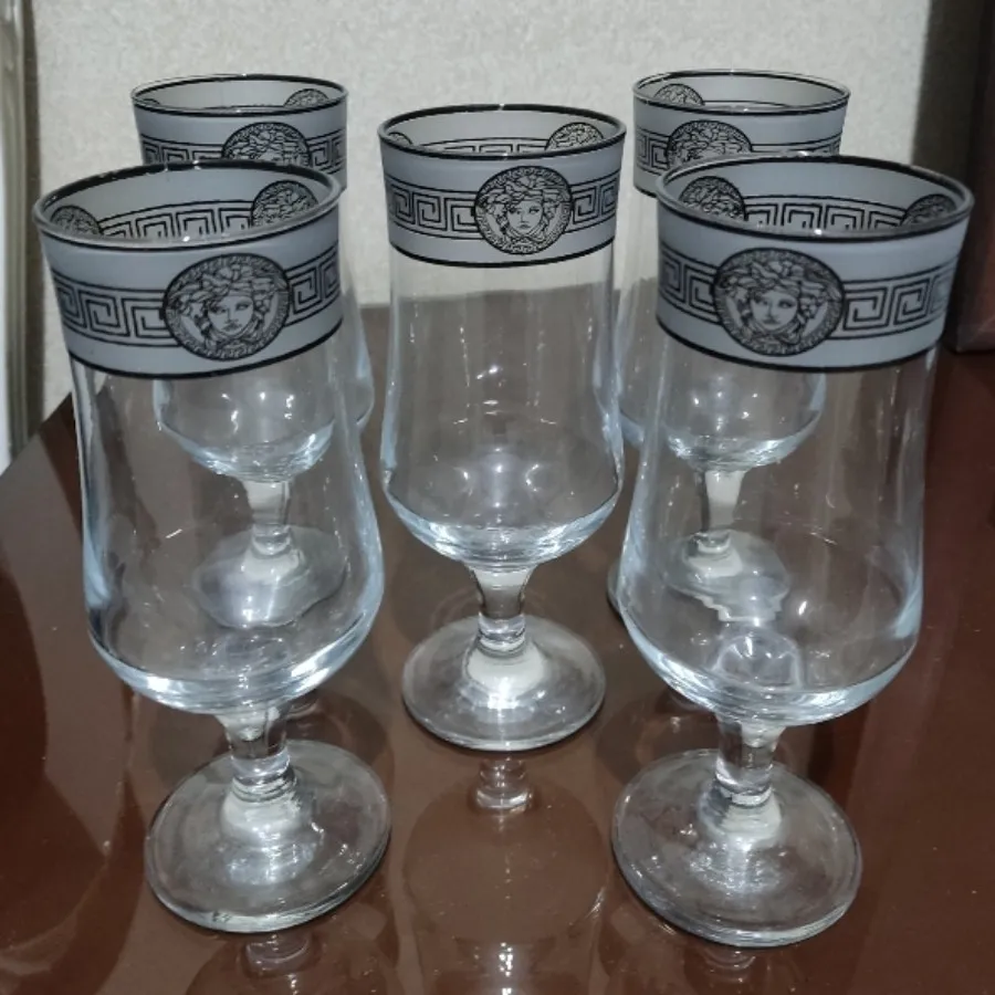 جام گیلاس ورساچ