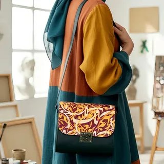 کیف دوشی هنری سنتی زنانه