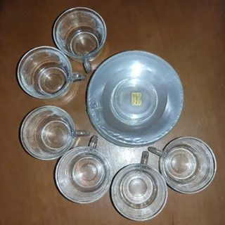 فنجان و نعلبکی فرانسه