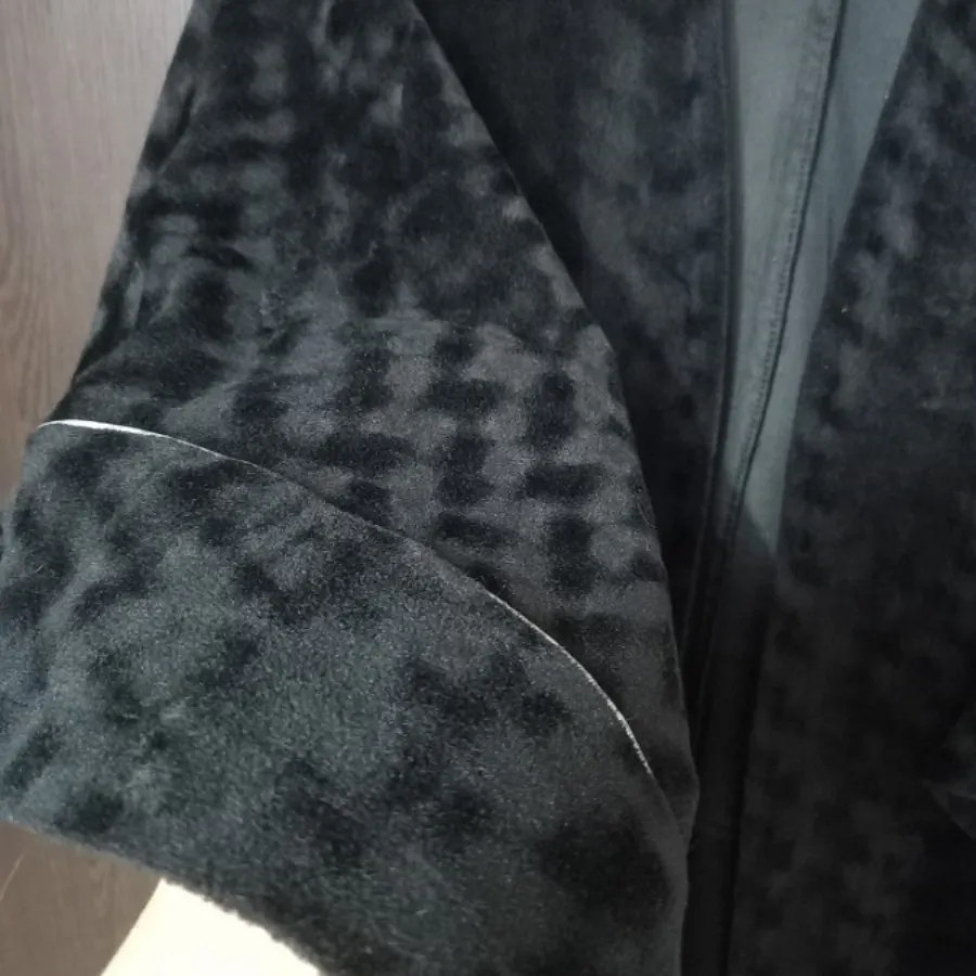 پالتو مخمل سه بعدی