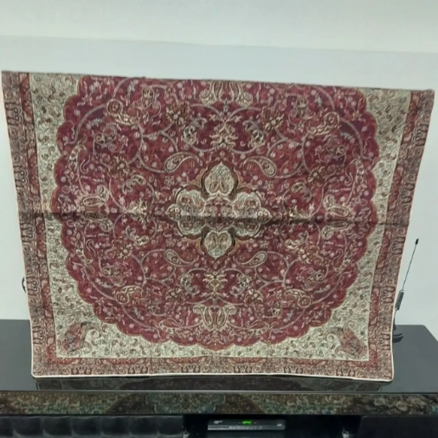 رومیزی ترمه یلدا . سنتی