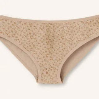 لباس زیرزنانه