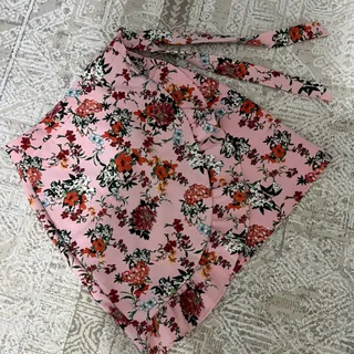 دامن خارجی گلدار