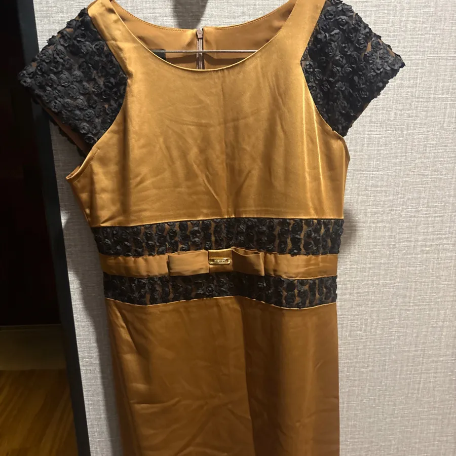 پیراهن اسپرت