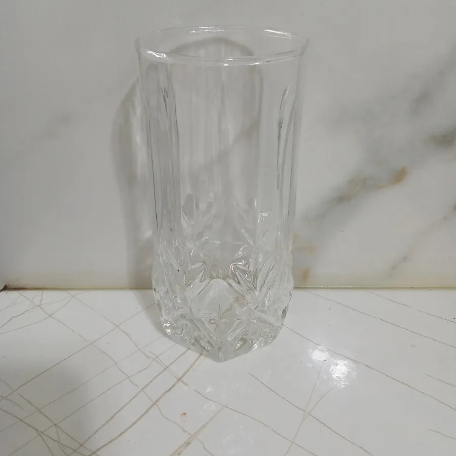 لیوان شربت خوری