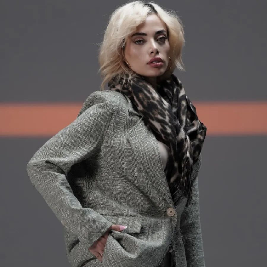 کت شلوار کج راه جناقی