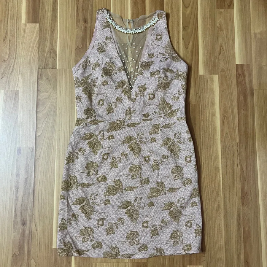 پیراهن مجلسی صورتی