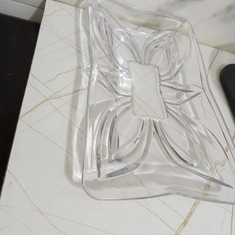 شیرینی خوری