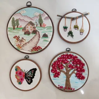 قاب گلدوزی برجسته