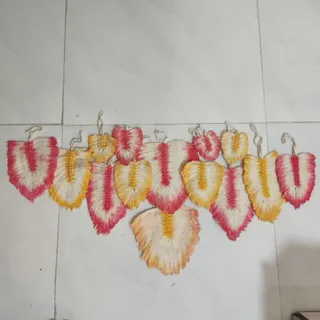 دیوارکوب برگ‌