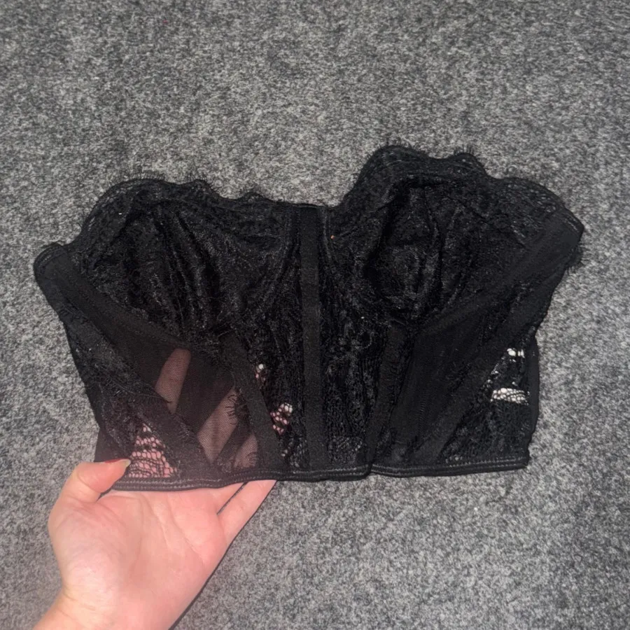 نیم تنه گیپور