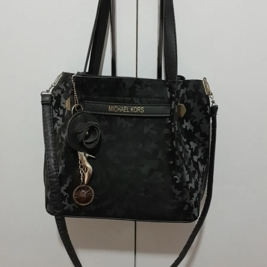 کیف مشکی  زنانه/دخترانه